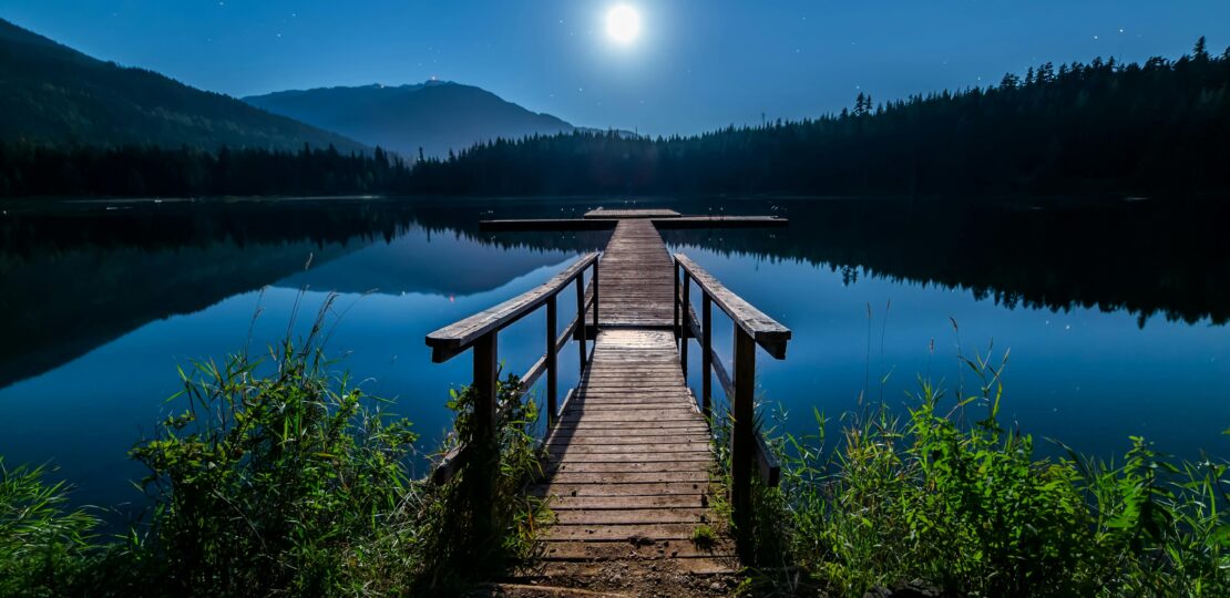 pexels-souvenirpixels-414612